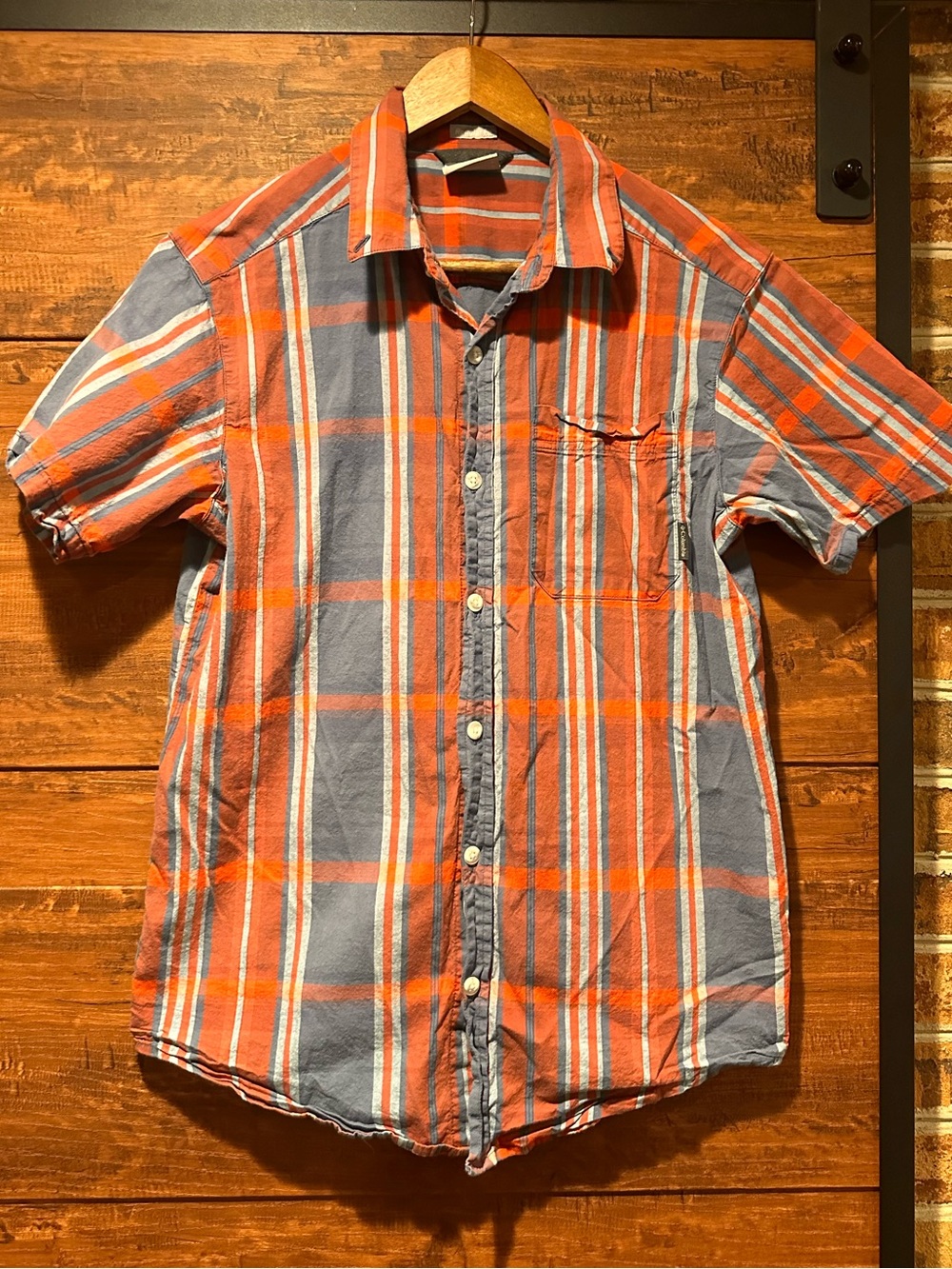 Columbia Men's Regular Fit Button-Down Shirt, Sz small (56)